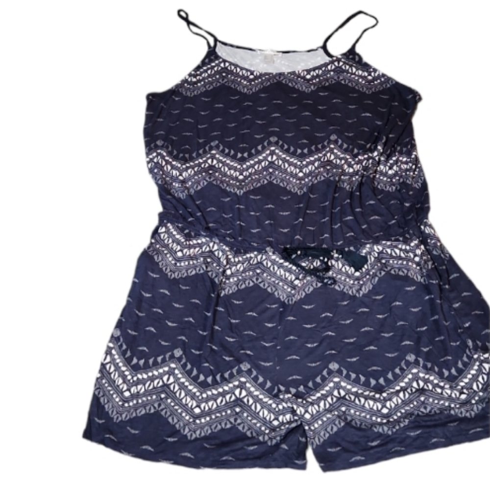 New xxl Venus romper shorts. Navy white.